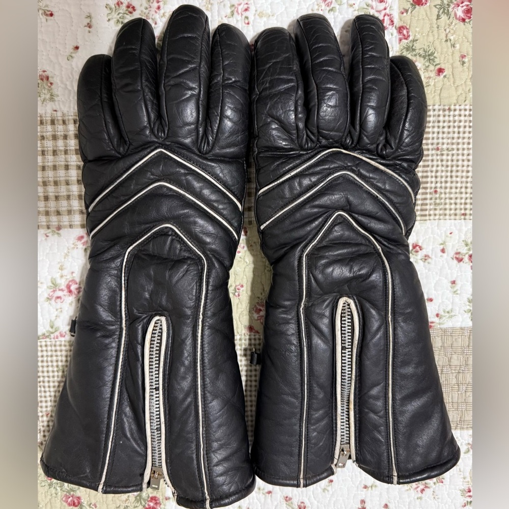 Vintage Gauntlet Length Black Leather Motorcycle Gloves, size L/XL